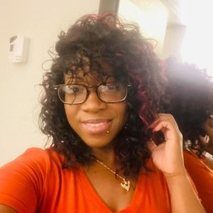 Meet your Posher, Richelle